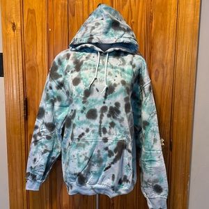 Unisex Tye dye hooded sweatshirt